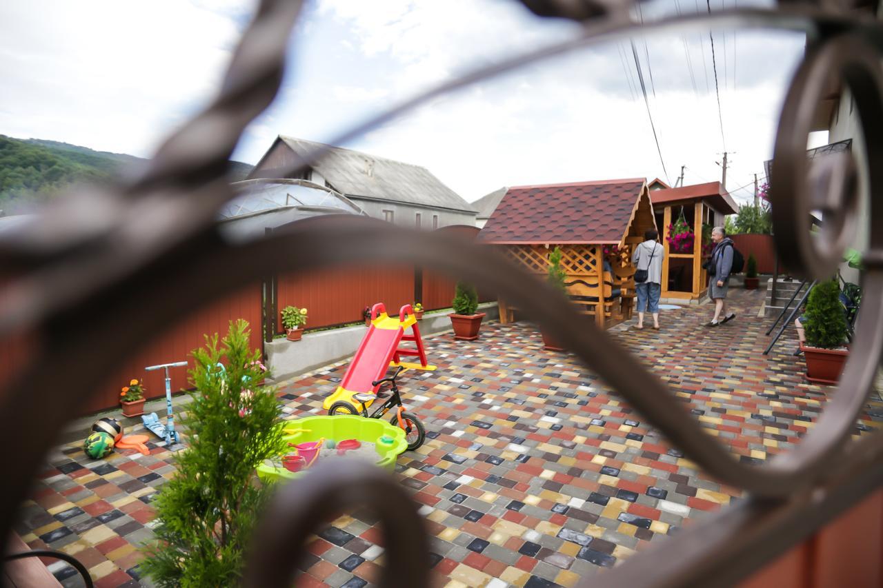 Hotel U Maksa Solochyn Exterior foto