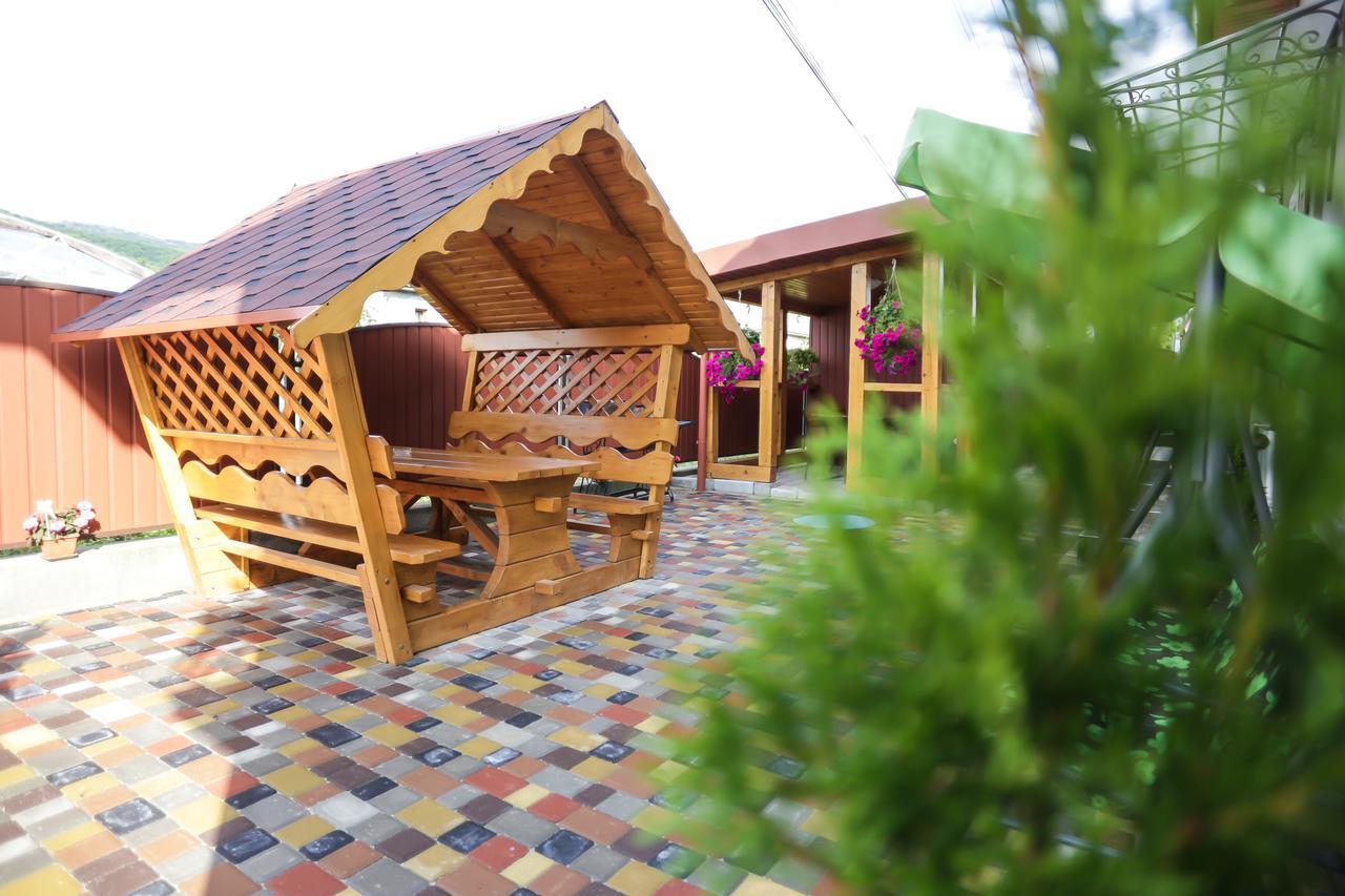 Hotel U Maksa Solochyn Exterior foto